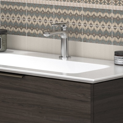 Смеситель для раковины OLE однорычажный без донного клапана 3/8, хром глянец