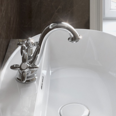 Смеситель для раковины MUSE вентильный с донным клапаном, хром глянец Смеситель для раковины MUSE вентильный с донным клапаном, хром глянец